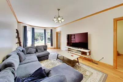 3441 N Ridgeway Avenue, Chicago, IL 60618 - Photo 3