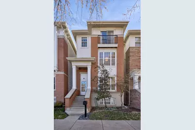 4743 N Laporte Avenue, Chicago, IL 60630 - Photo 1