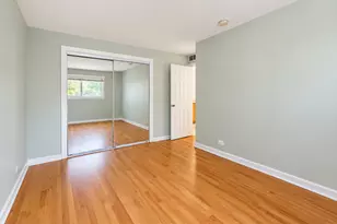 10115 Old Orchard Ct, Skokie, IL 60076 - Photo 17