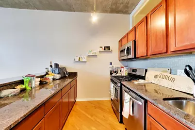 849 N Franklin Street #1009, Chicago, IL 60610 - Photo 17