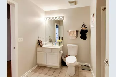 849 N Franklin Street #1009, Chicago, IL 60610 - Photo 29