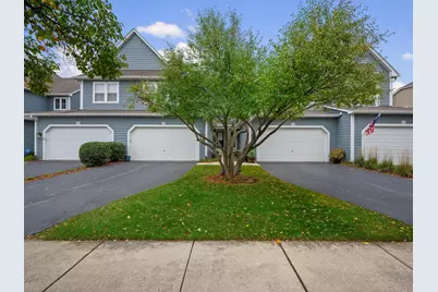 145 Tanglewood Drive, Glen Ellyn, IL 60137 - Photo 1