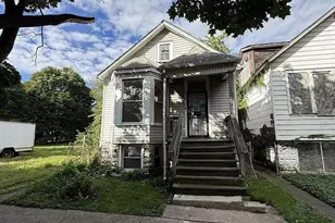 5140 S Emerald Ave, Chicago, IL 60609 - Photo 1