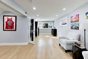 44 Cranbrook Dr, Des Plaines, IL 60016 - Photo 15