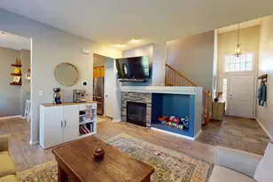6052 Canterbury Ln, Hoffman Estates, IL 60192 - Photo 5