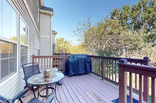 6052 Canterbury Ln, Hoffman Estates, IL 60192 - Photo 27