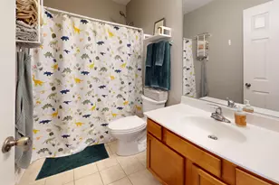 6052 Canterbury Ln, Hoffman Estates, IL 60192 - Photo 21