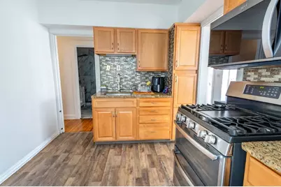 718 N Central Avenue, Rockford, IL 61101 - Photo 17