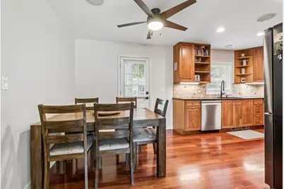 10009 NW Circle Drive, Richmond, IL 60071 - Photo 9