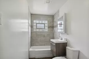 2301 E 102nd St, Chicago, IL 60617 - Photo 7