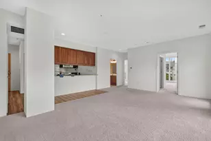 1572 Maple Ave, Evanston, IL 60201 - Photo 9
