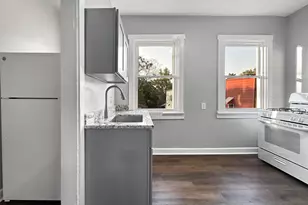 1840 W 65th St, Chicago, IL 60636 - Photo 9