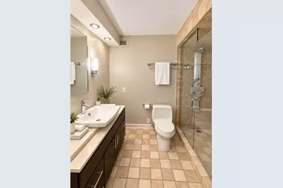 1313 N Ritchie Court #1305, Chicago, IL 60610 - Photo 7