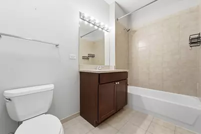 700 N Larrabee Street #1105, Chicago, IL 60610 - Photo 13
