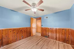 409 S 9th St, Oregon, IL 61061 - Photo 9