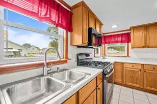 409 S 9th St, Oregon, IL 61061 - Photo 21