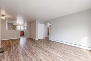10429 Dearlove Rd, Glenview, IL 60025 - Photo 7