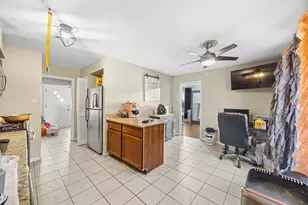 316 Calhoun Ave, Calumet City, IL 60409 - Photo 7