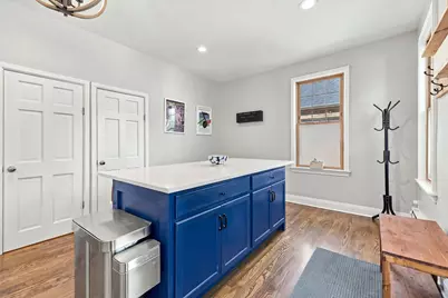 250 Iowa Street, Oak Park, IL 60302 - Photo 21