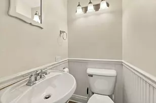 250 Iowa St, Oak Park, IL 60302 - Photo 15