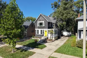 250 Iowa St, Oak Park, IL 60302 - Photo 3