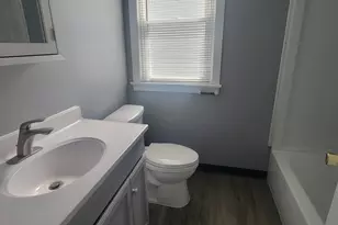 137 E Bonnie Brae Ave, Mount Prospect, IL 60056 - Photo 9