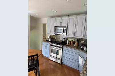 3927 Crestwood Drive, Northbrook, IL 60062 - Photo 13