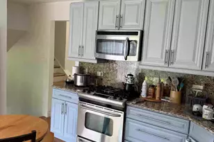 3927 Crestwood Dr, Northbrook, IL 60062 - Photo 13