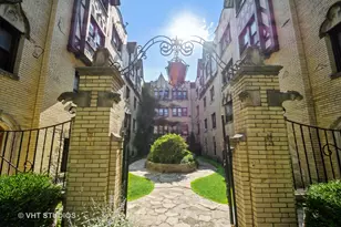 5653 N Spaulding Ave #3E, Chicago, IL 60659 - MLS 12789242 - Coldwell ...