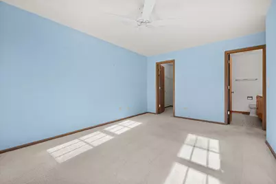 1951 N Charter Point Drive, Arlington Heights, IL 60004 - Photo 23