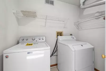 1951 N Charter Point Drive, Arlington Heights, IL 60004 - Photo 27