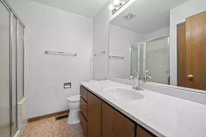 1951 N Charter Point Drive, Arlington Heights, IL 60004 - Photo 21