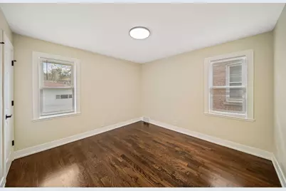 8005 S Campbell Avenue, Chicago, IL 60652 - Photo 7