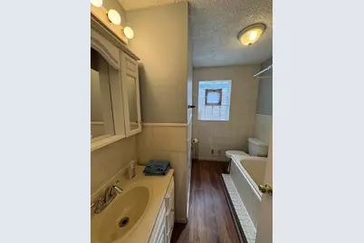 8543 S Damen Avenue, Chicago, IL 60620 - Photo 15