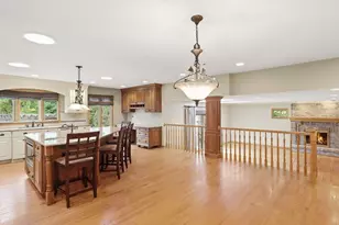 7810 Regency Grove Dr, Darien, IL 60561 - Photo 15