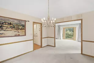7810 Regency Grove Dr, Darien, IL 60561 - Photo 11