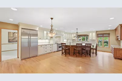 7810 Regency Grove Drive, Darien, IL 60561 - Photo 13
