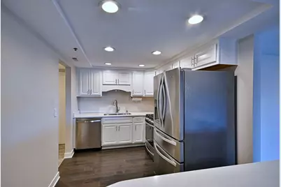 820 Graceland Avenue #505, Des Plaines, IL 60016 - Photo 13