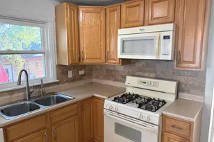 8037 Natchez Ave, Burbank, IL 60459 - Photo 15