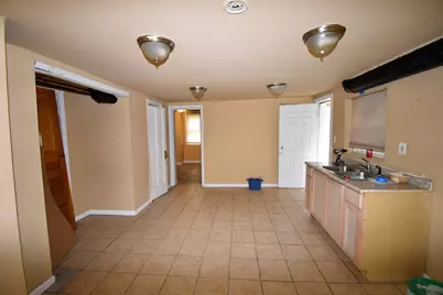 1438 W 49th Place, Chicago, IL 60609 - Photo 5