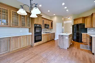 12411 Cold Springs Dr, Huntley, IL 60142 - Photo 9