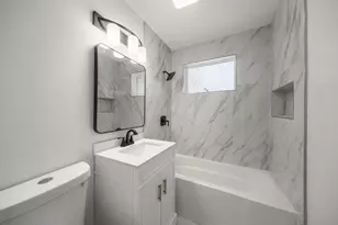 120 Marquette St, Park Forest, IL 60466 - Photo 7