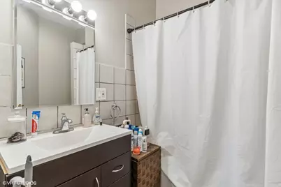 1156 W Grand Avenue #201, Chicago, IL 60642 - Photo 5