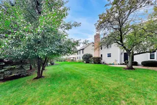 861 W Dorset Ave, Palatine, IL 60067 - Photo 29