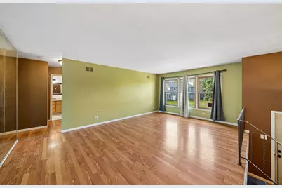 425 Monet Circle #425, Bolingbrook, IL 60440 - Photo 3