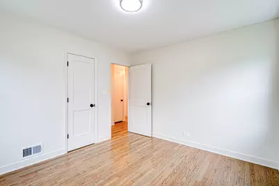 458 Rice Avenue, Bellwood, IL 60104 - Photo 3