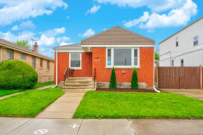 458 Rice Avenue, Bellwood, IL 60104 - Photo 1