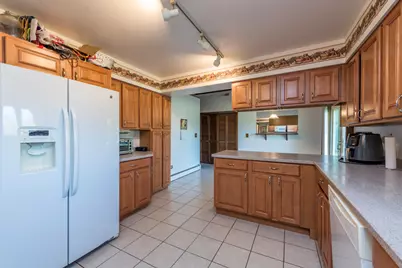 11850 W 29th Street, Beach Park, IL 60099 - Photo 9