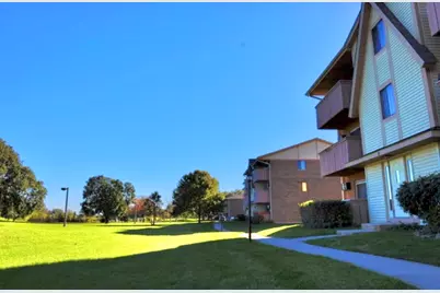 9 Cedar Court #7, Vernon Hills, IL 60061 - Photo 23