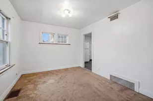 300 E Camp McDonald Rd, Prospect Heights, IL 60070 - Photo 7